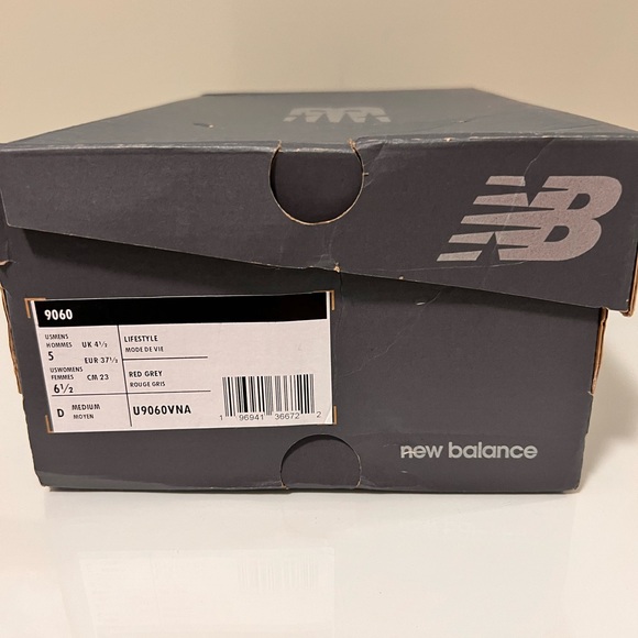 BNIB New Balance 9060 Burgundy - Picture 2 of 6